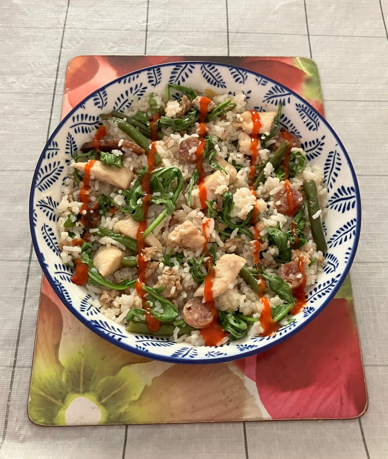 Flavoured chicken rice with rockets green beans and chili sauce ...
